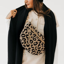 Load image into Gallery viewer, Jolie puffer bag
