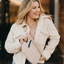 Load image into Gallery viewer, Jolie puffer bag
